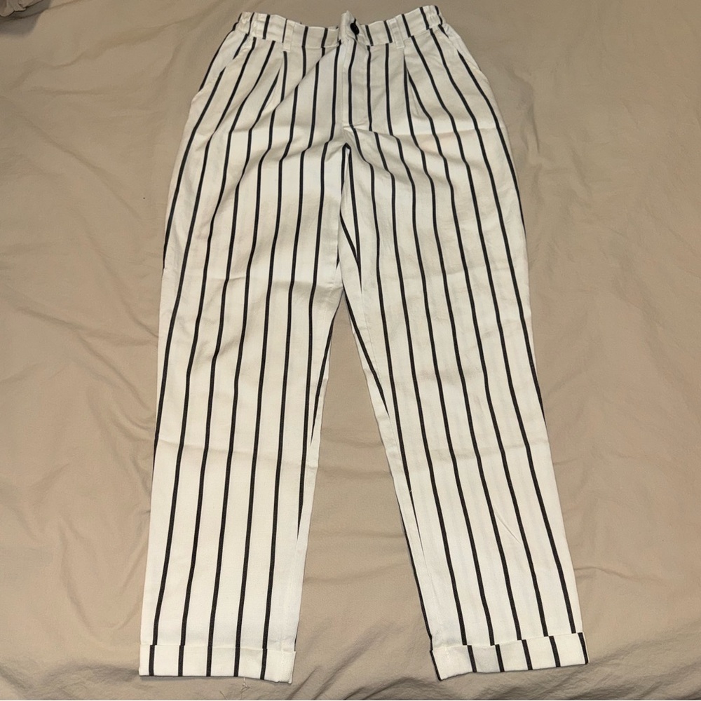 Forever 21 Black and White Striped Pants